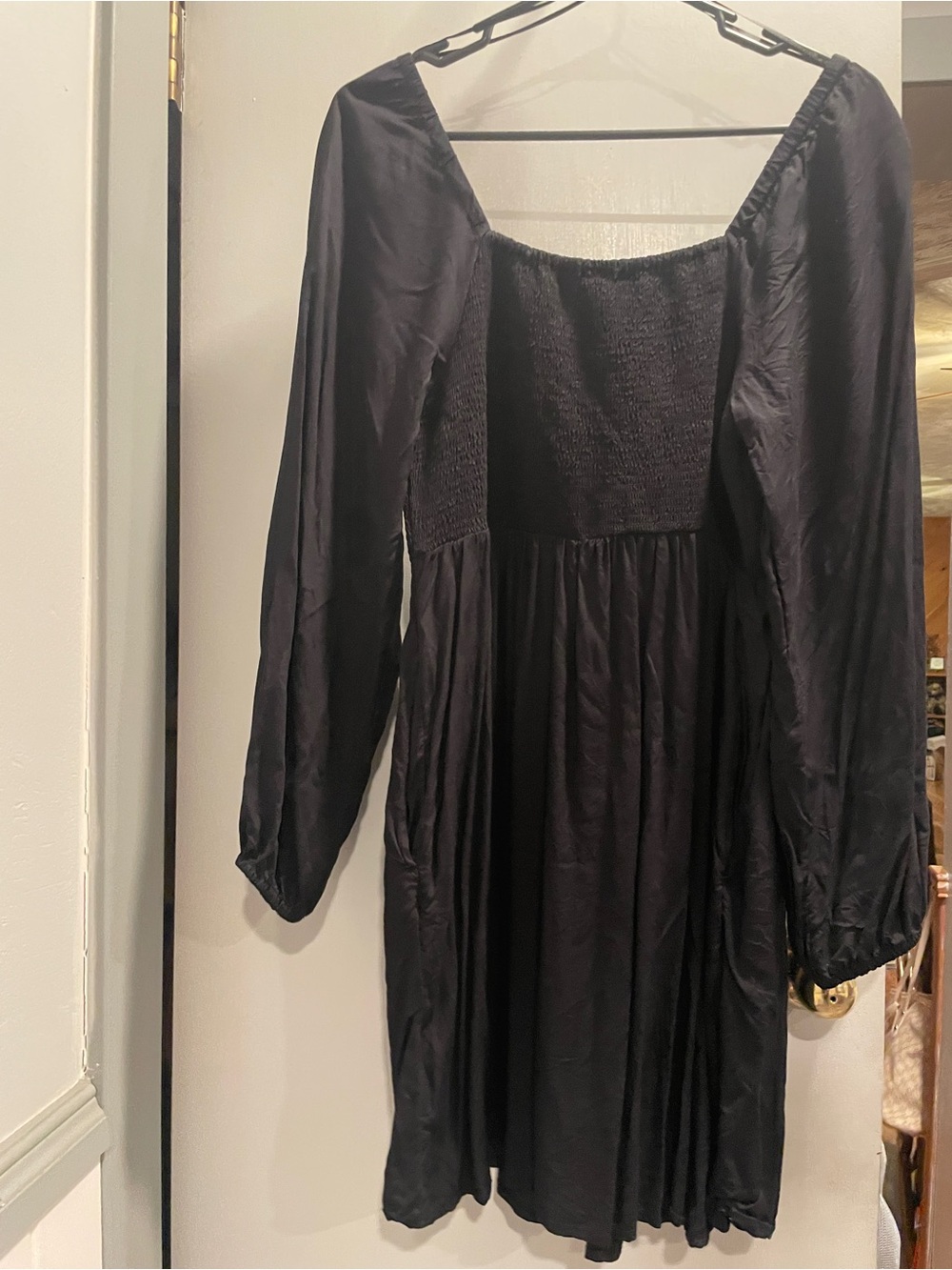Old Navy Black Smocked Waist short Dress size L - Picture 5 of 5